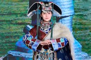 «Уникальная Россия»: мода Евразии и актуальные модельеры на майской выставке в Москве