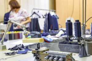 Столичные производители одежды увеличили поставки товаров в два раза