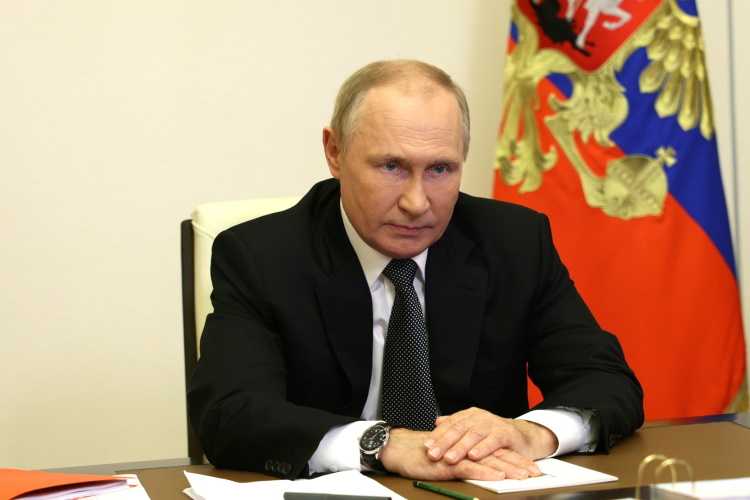 Владимир Путин наделил дополнительными полномочиями руководителей российских регионов