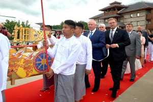 Сенатор Косачев открыл Культурный центр Мьянмы в Калужской области