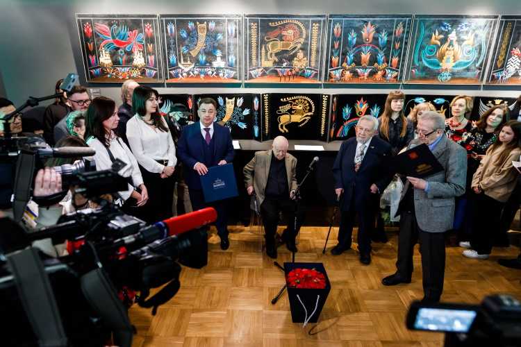 В Москве открыта юбилейная выставка Бориса Мессерера