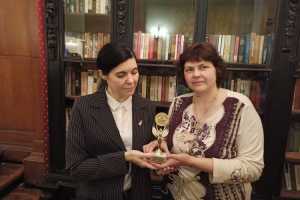 «Реальная Россия» получила награду за волонтерство от Фонда имени Марии Пироговой