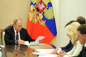 Путин призвал правительство «рассчитывать ресурсы»