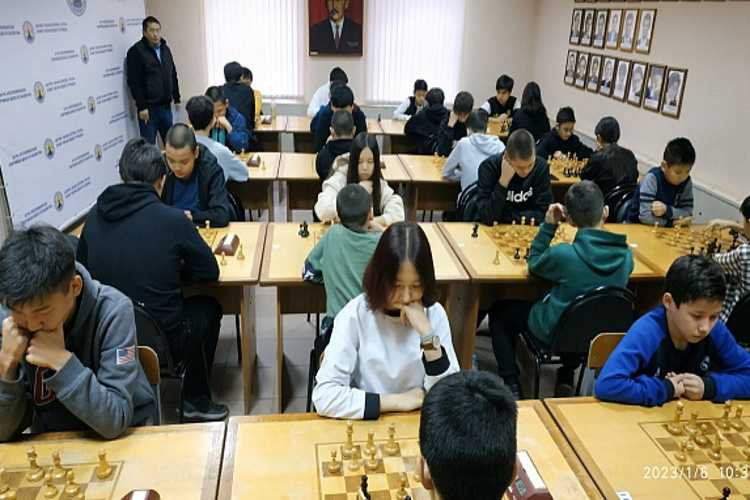 Январский шахматный фестиваль состоялся в Элисте